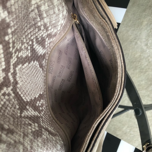 MICHAEL KORS Bag | Crossbody | Bedford - Picture 4 of 6